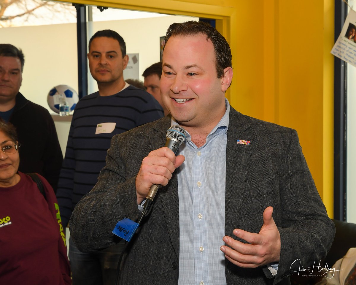 halling_jim's tweet photo. Special day at @MOCOmovement in Kensington, MD. @Andrew_Friedson on hand to help celebrate the 5th anniversary of this great facility! https://t.co/P5tsbiKzVD