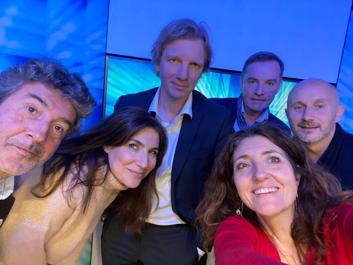 Pour écouter ou re-écouter le passage de <a href="/v_panier/">Vincent Panier</a> sur <a href="/Europe1/">Europe 1</a> dans "La France Bouge" c'est par ici : urlz.fr/c2tx :) 

Nous sommes ravis de cette rencontre <a href="/InSite_France/">InSite</a>  <a href="/BougeTonCoq/">BougeTonCoq</a> <a href="/onoff/">Onoff</a>