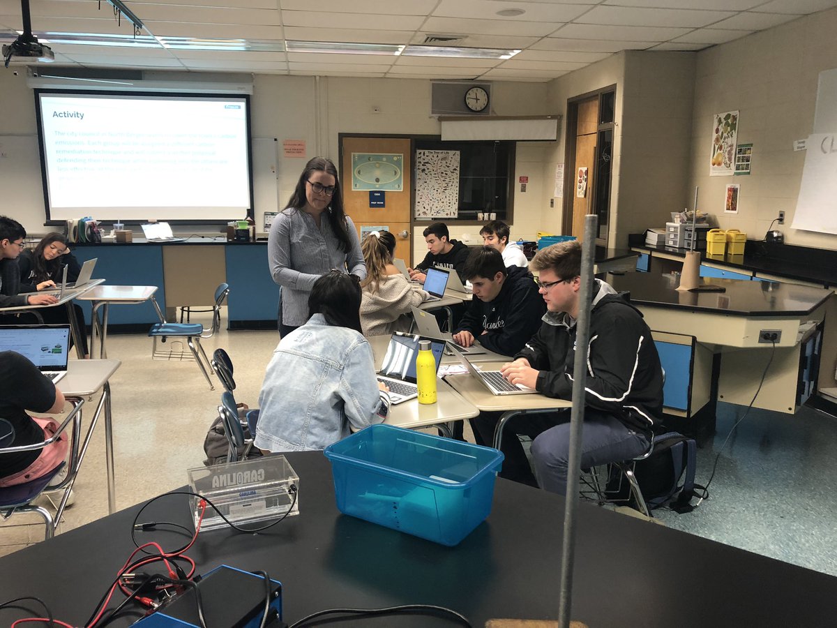 MahwahSci_Eng's tweet photo. Great conversations in Ms. Kaiser’s Environmental Science class about carbon emission remediation!  Students are working on fictitious proposals to vote on! @mahwahschools @MahwahHS #mahwahconnects https://t.co/KlFk9vprps