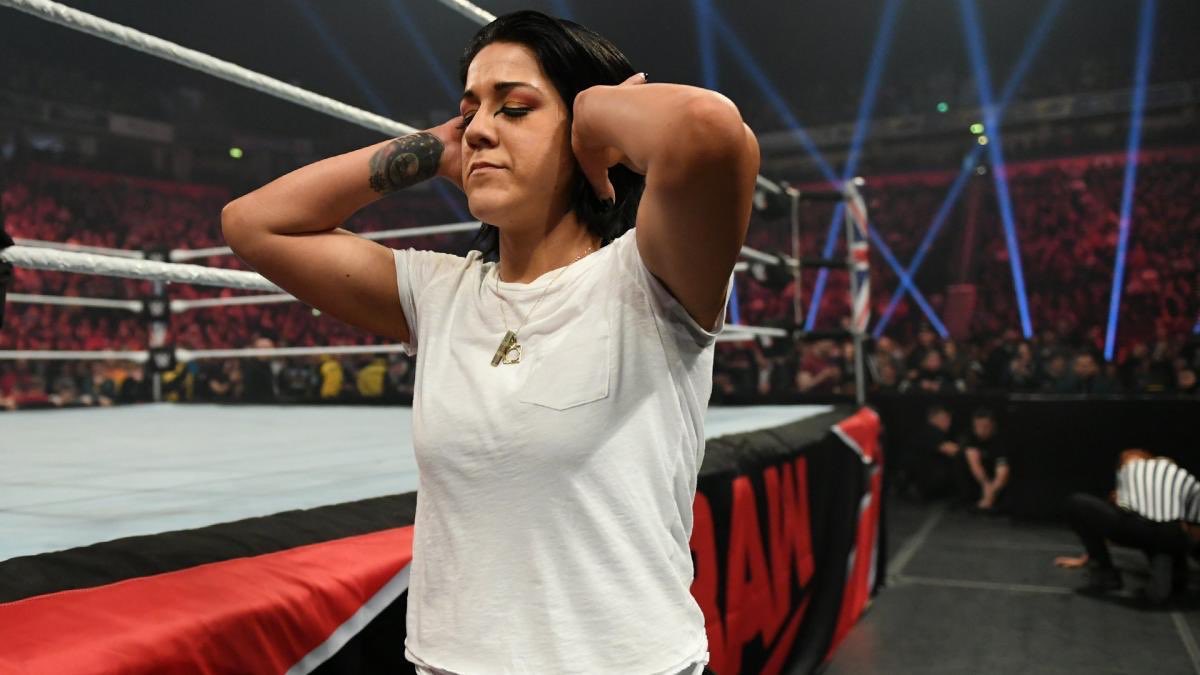 Tim_3600's tweet photo. When l hear that Alexa Bliss will be the LMS card this week but I don't want to play. #WWESuperCard https://t.co/cz3iTPIJFI