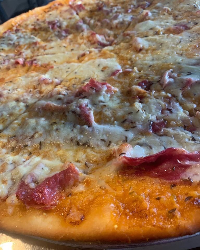 Pie-Eyed Pizzeria tweet media