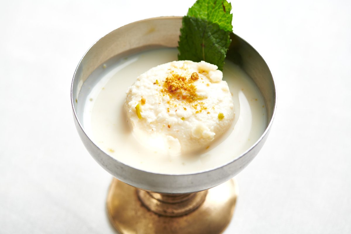 Akbar_LI's tweet photo. Finish off an exquisite dining experience with Rasmalai, soft paneer soaked in sweet milk for #dessert. #AkbarLI https://t.co/0qHpe2KC9M