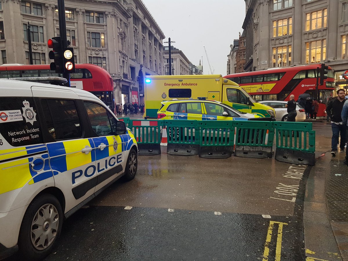 TVPLondyn's tweet photo. NOW ! Emergency situation at Oxford Circus tube station. Station still closed and #Police, @Ldn_Ambulance  and @lfb at the scene. #London #TVPolskiLondyn #TPL #TPLtv #tfl #emergency #tube https://t.co/8kEie5fl8u