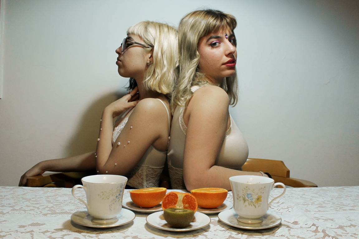 La música como un reflejo y el fin de visibilizar a las mujeres en el entorno musical. #Entrevista a #PRIVIA.

bit.ly/39CKT8o