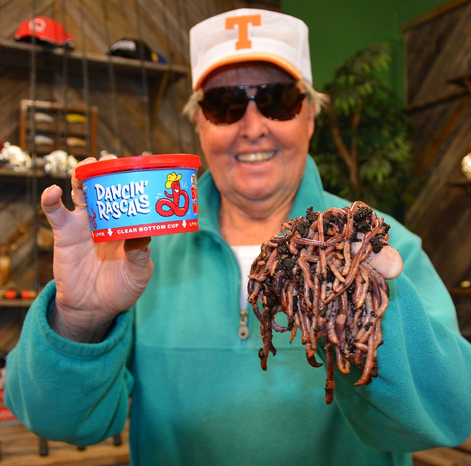 Bill Dance on X: I'VE GOT WORMS! I'd like y'all to meet our newest  sponsor, Wormville! 150 MILLION Big Red Worms raised here in Tennessee &  Sold Nationwide! Give 'em a follow