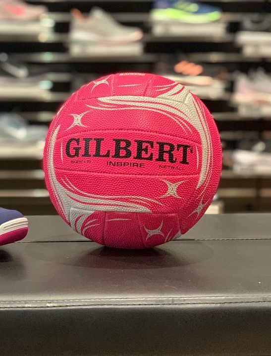 GILBERT_NETBALL's tweet image. Play at your best with the INSPIRE netball. 

Inspire on clearance! Grab one now through this link: gilbertnetball.gnsports.com/19347/Inspire-…

📸 : sportspowernewman on Instagram