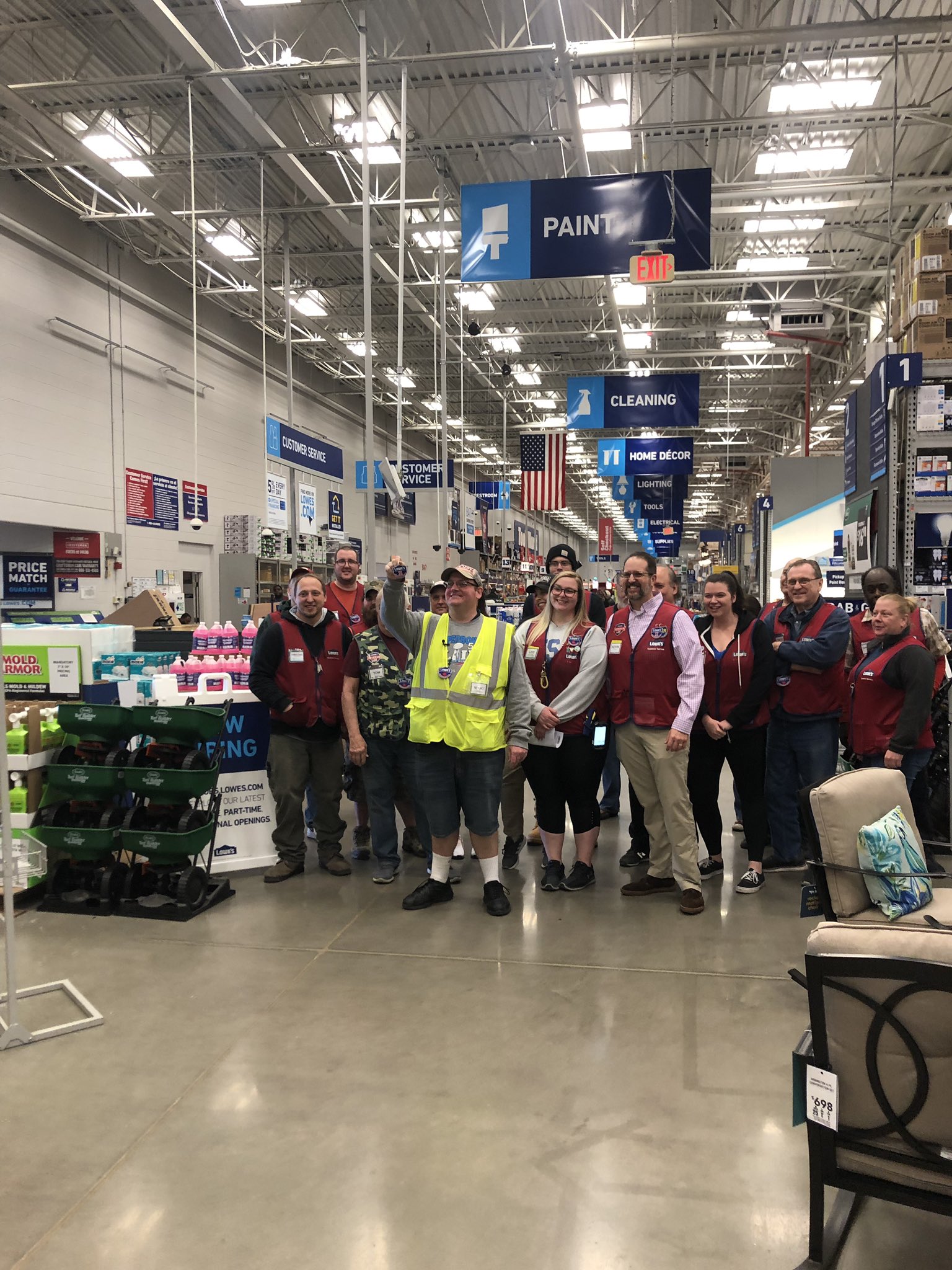 Bethlehem Lowe’s (BethlehemLowes) / Twitter