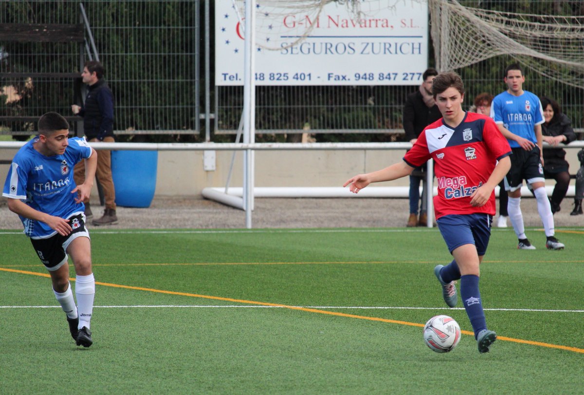 CD_Corellano's tweet photo. 📸FOTOS 📸🔜 ¡Partido! ✅ 1ª Juvenil ⚽ 🔴
ℹ️ @CD_Corellano 1 🆚 1 @CDItaroaHuarte
🗓️ Domingo 8/3/20⏱️16:30 H 🏟️ Municipal Ombatillo - Corella
✅Que mejor que esta semana para ser socio 🔴❤️ℹ️ #CDCorellano #QueNoTeCuentenElFinal #HazteSocio 📸 Mas en Facebook Club Corellano 📸 https://t.co/6koduEJfvF