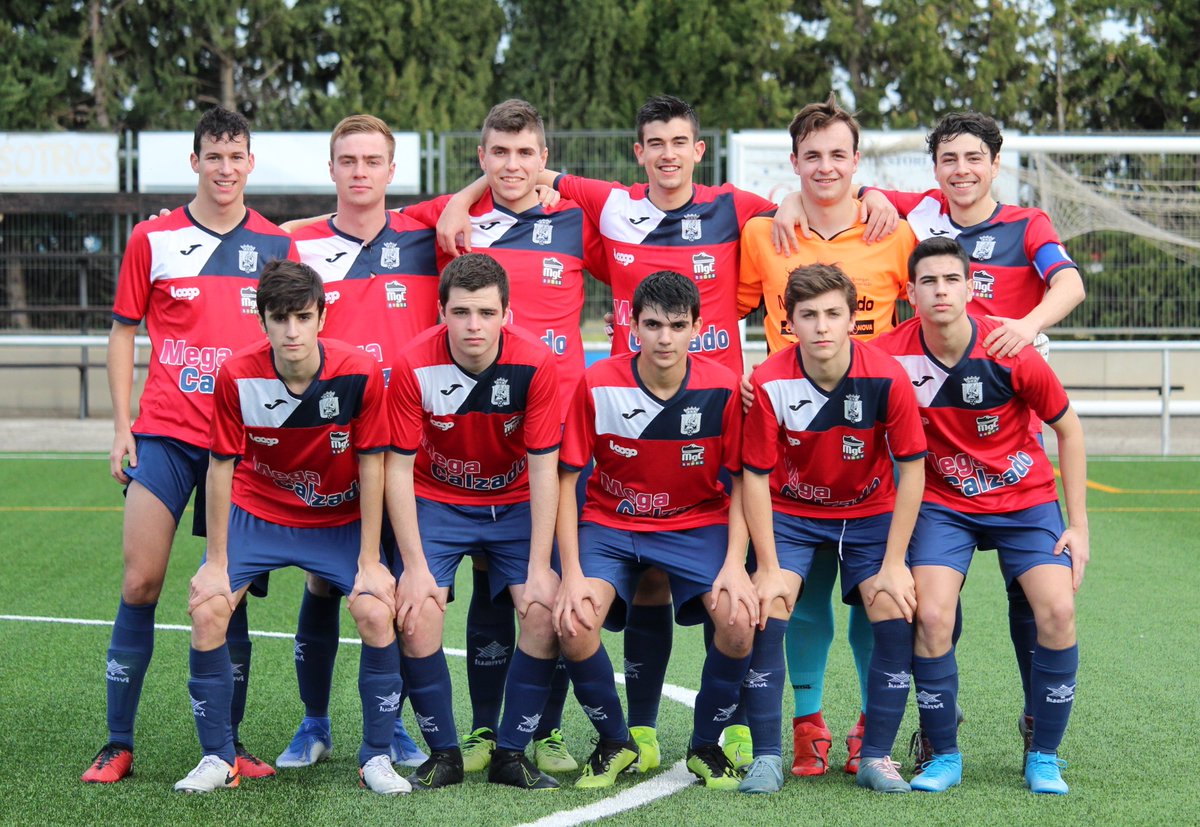 CD_Corellano's tweet photo. 📸FOTOS 📸🔜 ¡Partido! ✅ 1ª Juvenil ⚽ 🔴
ℹ️ @CD_Corellano 1 🆚 1 @CDItaroaHuarte
🗓️ Domingo 8/3/20⏱️16:30 H 🏟️ Municipal Ombatillo - Corella
✅Que mejor que esta semana para ser socio 🔴❤️ℹ️ #CDCorellano #QueNoTeCuentenElFinal #HazteSocio 📸 Mas en Facebook Club Corellano 📸 https://t.co/6koduEJfvF