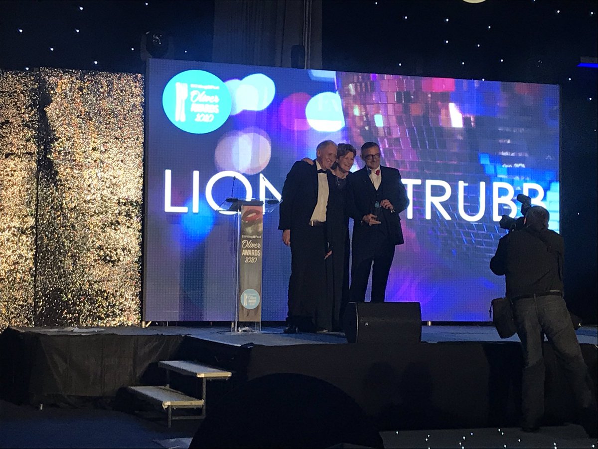 LauraCollinsYPN's tweet photo. And outstanding contribution goes to Lionel Strubb at tonight’s @LeedsNews Oliver Awards 👏🏻 he said the award means a lot because if you dream about something then you can do it. “Nothing is impossible” he said. https://t.co/ifUD0aqZJU