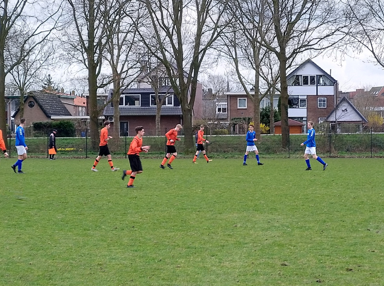 SVNieuwkoop's tweet photo. De JO19-2 verloor zaterdag ongelukkig van koploper Altior. Op Sportpark de Dulen werd het 1-2.
https://t.co/lu9z8g0Rce https://t.co/xvJ0r6EBNi