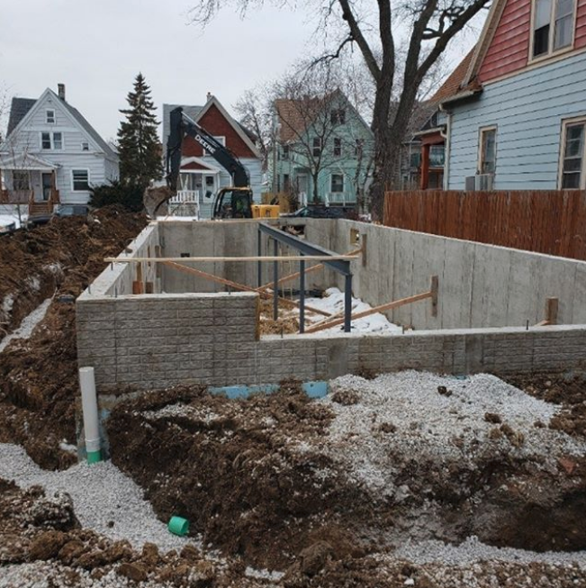 lemelhomes's tweet photo. Work in process of our Milwaukee East Side new home build. #customhomebuilder #milwaukeehome #mkeeastside #milwaukeeliving #milwaukeelife https://t.co/KnNoBGcJdX