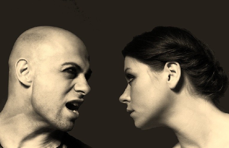 No es cuestión de género, sino de gente mala contra gente buena dlvr.it/RRYNWp