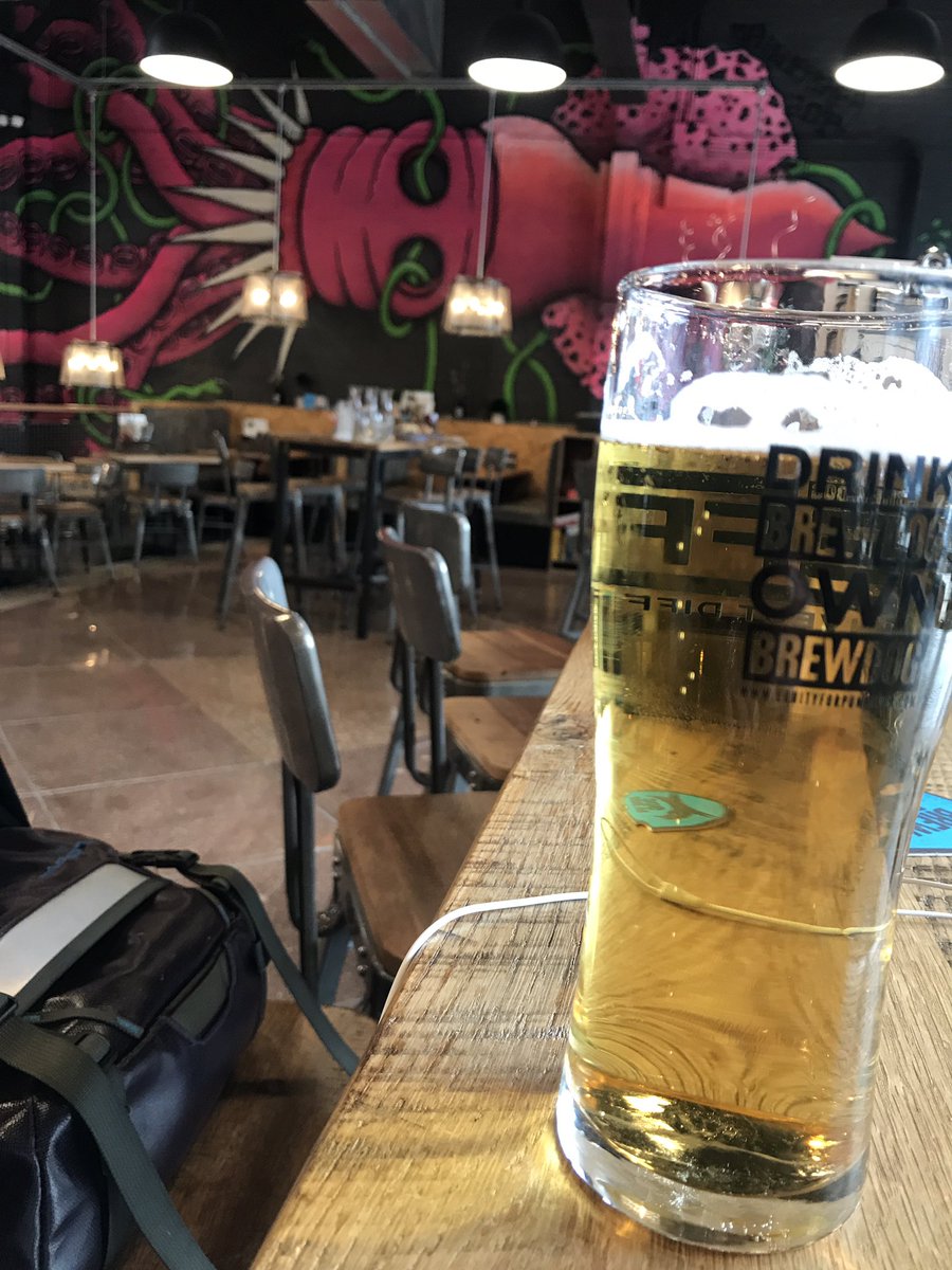 Lost Lager <a href="/BrewDog/">BrewDog</a> brightens up the afternoon. #craftbeer #cincinnati