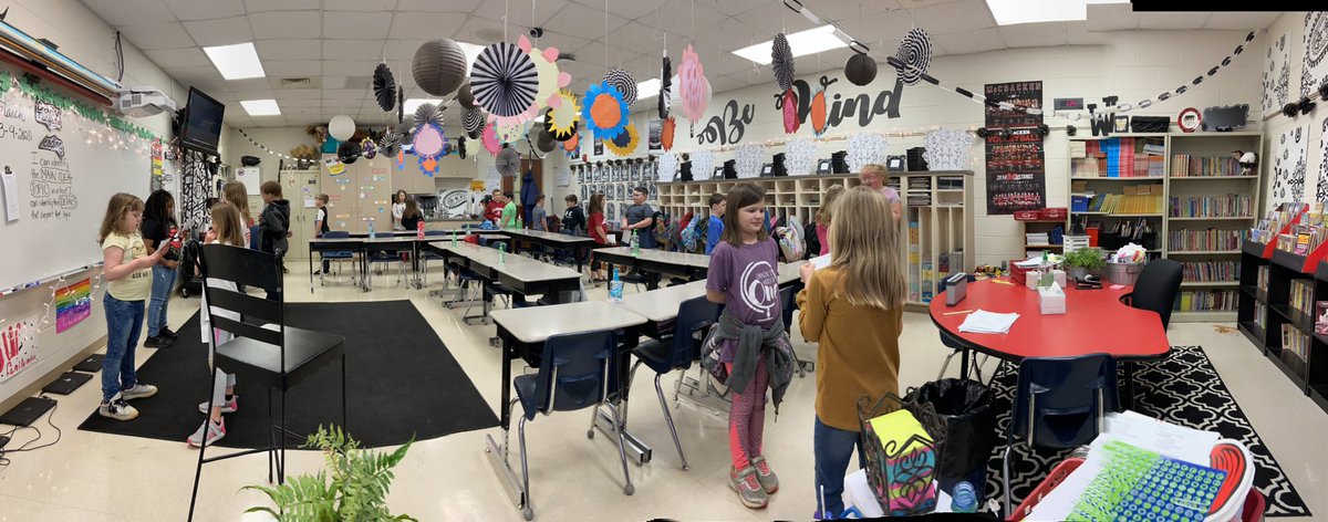 Whitis3rdLOE's tweet photo. We are practicing our speeches for our Living History Museum! https://t.co/iglBj5JYuM
