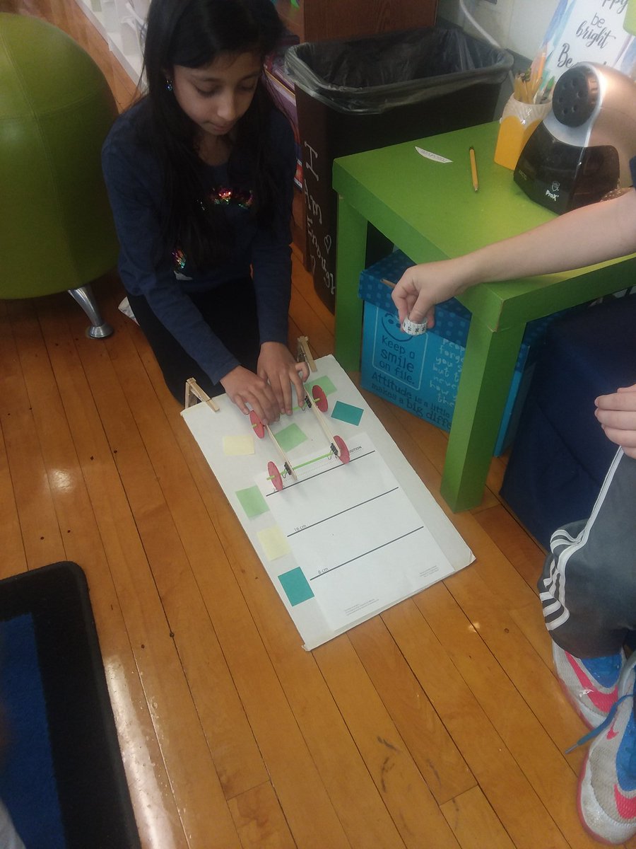 kimberghareeb's tweet photo. We are engineers and scientists working together to test or cart designs and the distance it travels.   @QuartonBears #bpslearners #3rdgradescience #collaboration https://t.co/gEB4uZWxJ3