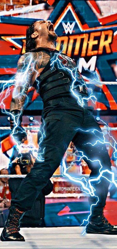 #HappyHoli to all my friends #RomanEmpire <a href="/WWERomanReigns/">Roman Reigns</a> 😘😘😘