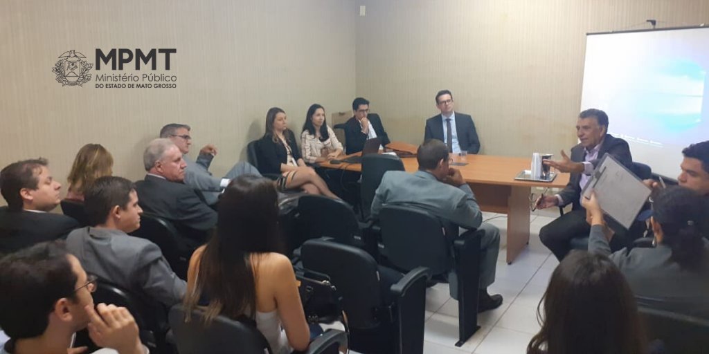 mpdemt's tweet photo. Membros destacam em Cáceres inovações trazidas pela Comissão de Apoio Institucional. https://t.co/VFsGh7EQc1 #Cáceres #MinistérioPùblico #MPEMT #MPMT #ApoioInstitucional #PGJMT https://t.co/rcIJknHL84