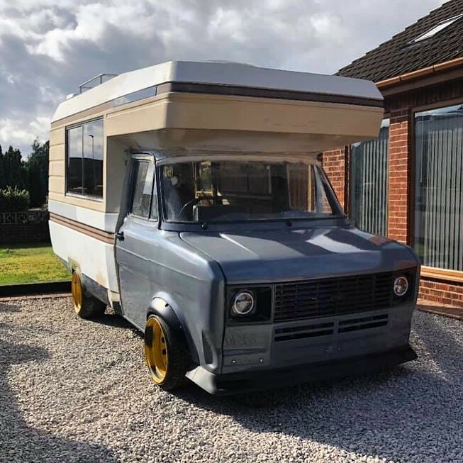 OhsoretroEvents's tweet photo. Camper van stance. 😎 Running a 2.9 V6.
https://t.co/pvkTdpnPAO
OhSoRetroShow - Sun 27th Sept 2020
📷: ???
#OhSoRetro #ClassicCar #ClassicCars #Retro #Retrocar #RetroCars #VintageCar #VintageCars #RaceCar #Cars #Carporn #CarsOfInstagram #OldSkool #mk2transit #mk2transitcamper… https://t.co/0sBDft3a6z