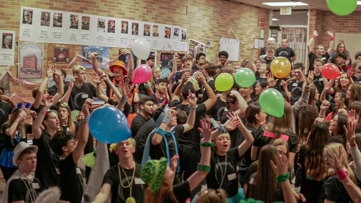 OSB2020's tweet photo. OSB20! Wow. Saturday was absolutely amazing and we cannot even thank you enough for what a large impact you have made. Thank you for being you and for making this such an amazing year!! Love you all so much 💓 OSB20 forever in our hearts (: https://t.co/e3NYGr7qEv