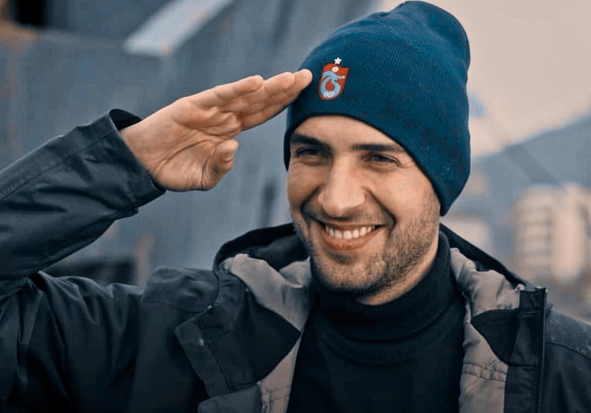 astepepics's tweet photo. 😄 • #UlaşTunaAstepe https://t.co/9hr4xAaodS
