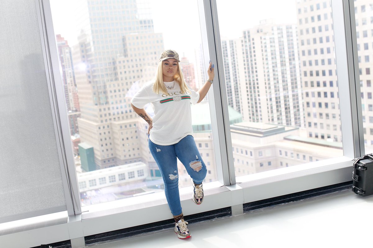 BIG MAMA tweet media