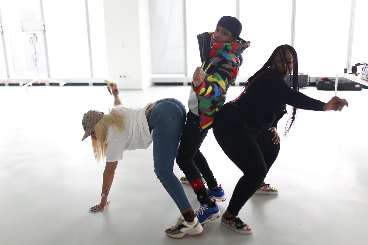 BIG MAMA tweet media