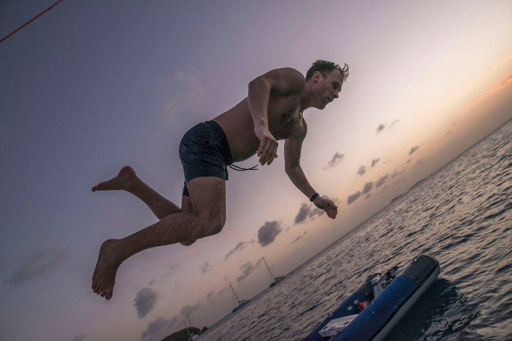CoralsReefSail's tweet photo. Jumping into the week head first! 💦⁠
⁠
Monday blues? Plan a trip to the Caribbean!⁠
⁠ https://t.co/sCENwmcniY