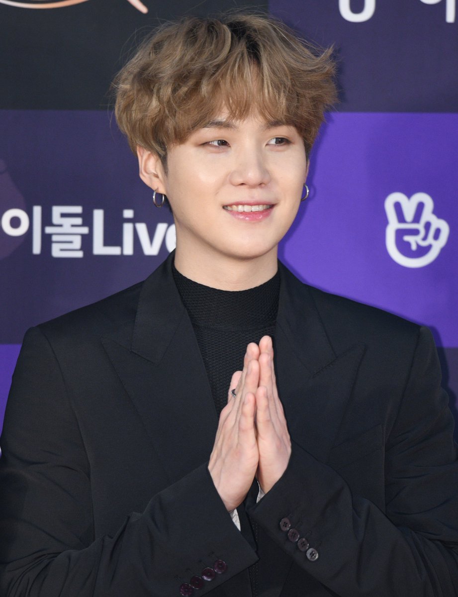 younghollywood's tweet photo. HBD to our Suga bb 😍💘⚡️ It's still his birthday in the US, keep sending him love! @BTS_twt #BTS #BTSArmy #HappySUGAday https://t.co/2wASUrzhur