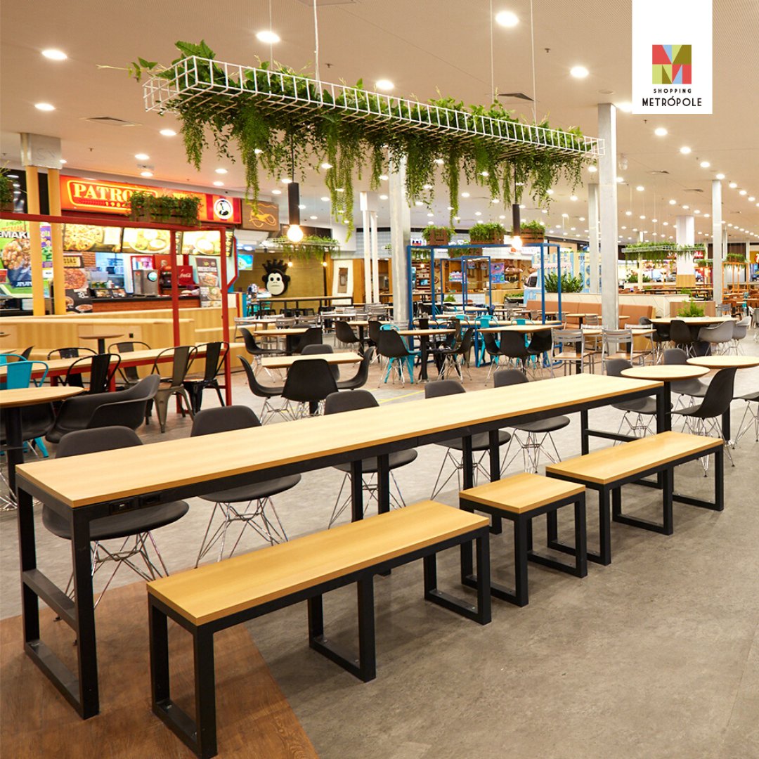 ShopMetropole's tweet photo. Eu ouvi lanches? 😋🍔🍕🍟

A Praça de Alimentação aqui do #ShoppingMetrópole está cheia de opções deliciosas para você matar a vontade e ainda encontrar os amigos. 😎

Vem aproveitar! https://t.co/rlQUXPEOkc