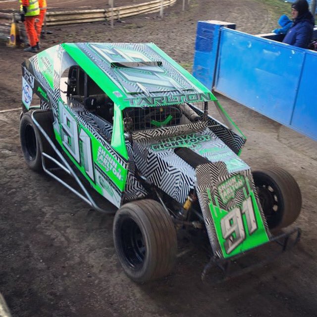 ShaunTarltonR's tweet photo. Great days racing yesterday, Mildenhall Stadium Heat 1: DNF, Heat 2: 7th Final 5th 🙈💪🏼😈 thanks to my sponsors @FUCHSLube_UK @just_travel_and_more @priceengineering @TrackRoadRace @eightvalveclub @cyclone_racing_ltd #modlites #ukmodifieds #mildenhallstadium #fuchsuk #sprintcars https://t.co/X2iSgLEMf3