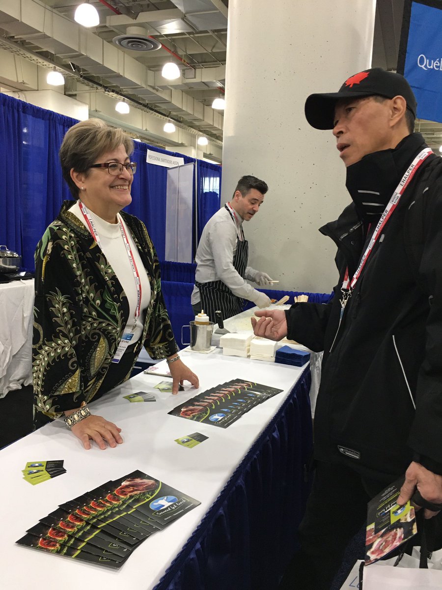 Les Bergeries du Margot have been engaging in great conversations regarding their product: Quebec made seaweed fed lamb.
In photo: Johanne Lelievre (in the left)
#Seaweed #lamb #Quebecmade #ProduitsQuebecois #BuyQuebecois