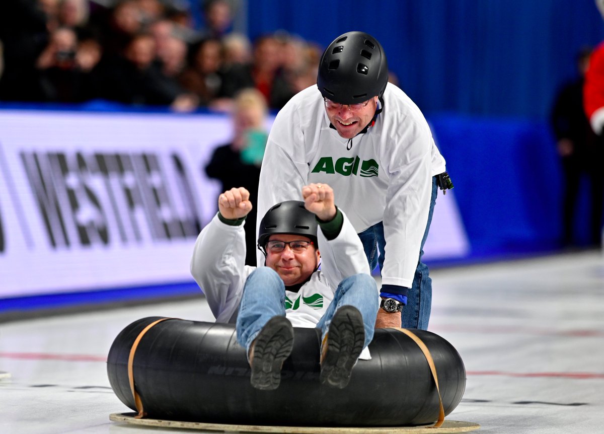 AgGrowthIntl's tweet photo. We had a blast yesterday during our #HumanCurling activation at #Brier2020. Thanks to the participants, @JillOfficer , and of course, Slider! π₯ @CurlingCanada @LeonsCentre #AGIPresents https://t.co/8APY7mOvC6