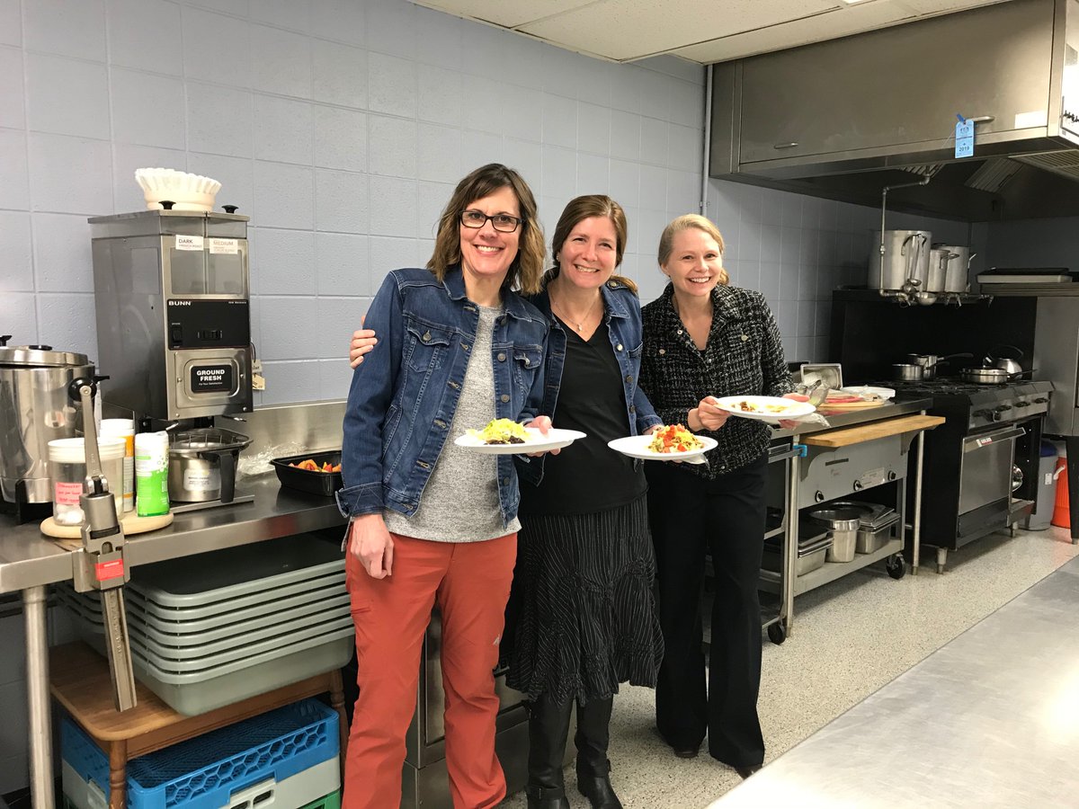 ClassicalConsor's tweet photo. Our teachers make CCA THE place to BE! Today our teachers enjoyed a fabulous teacher appreciation luncheon!

Ready for a change? VISIT US on March 16 or April 13, 2020. (FREE LUNCH!) Sign up at: https://t.co/9RiOToeiw2 https://t.co/4lbzChIlTa