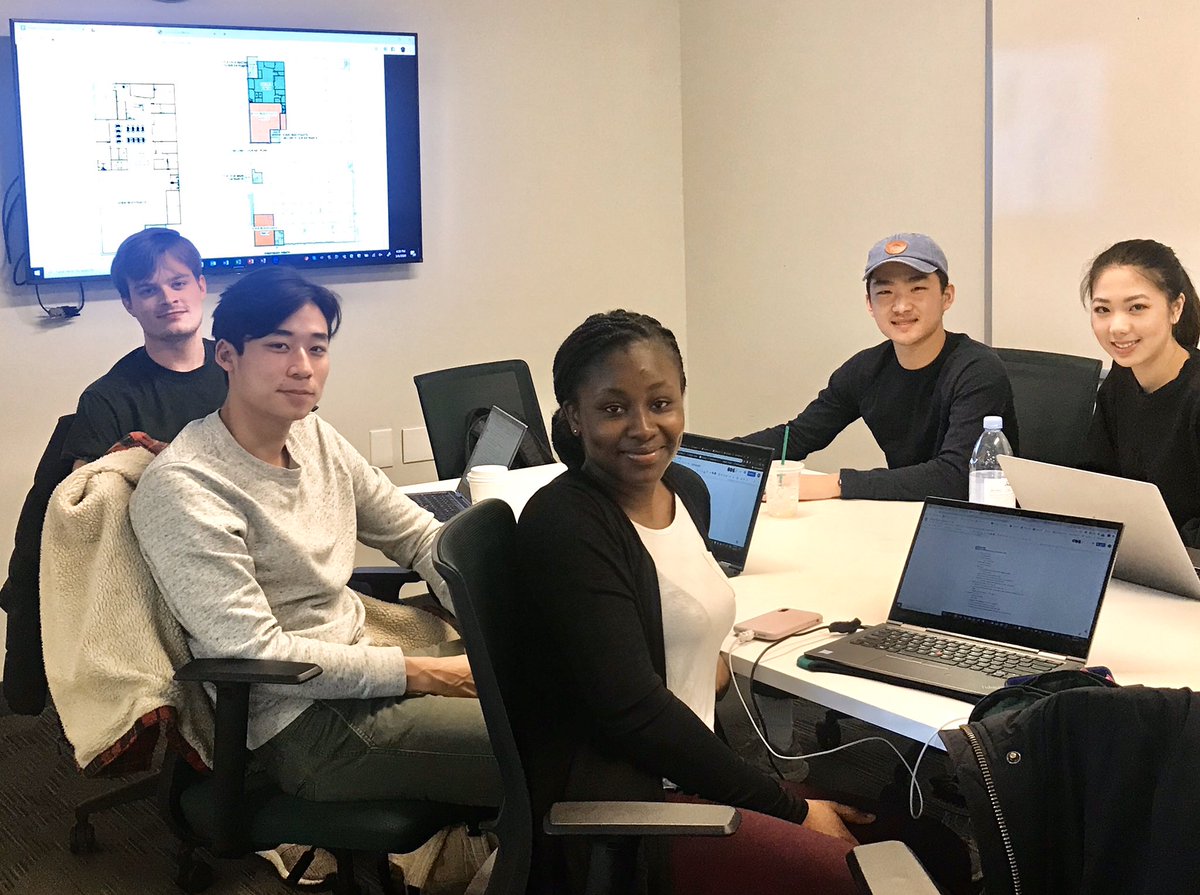 Our Babson College student consultant team working on project planning for our entrepreneurs at our center! 
#business#consulting#TA providers#technicalassistance #consultant#smallbusinessdevelopment #education#entrepreneur