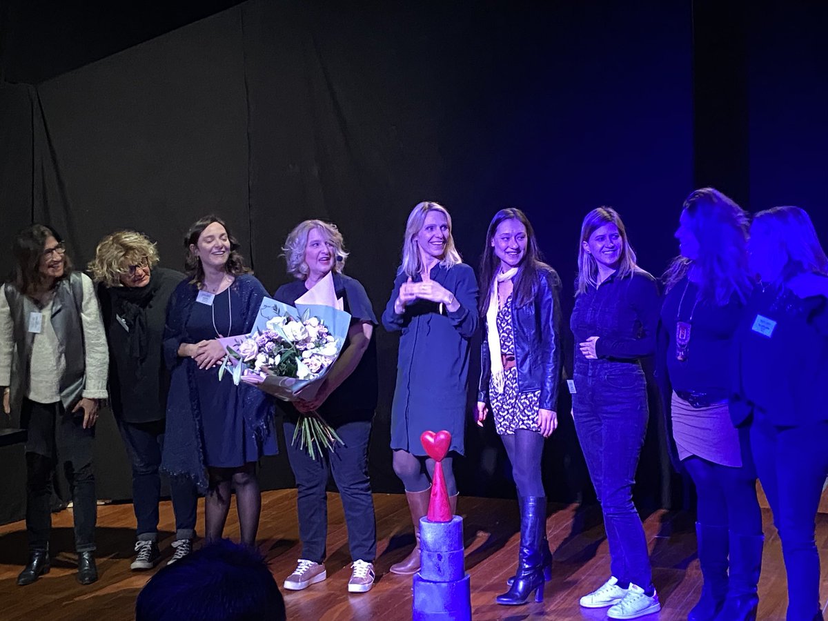 Ce soir à l’Odéon avec <a href="/IsabelleHenry/">Isabelle Henry</a>, ⁦<a href="/AnneBrissaud/">Anne Brissaud</a>⁩ ⁦<a href="/ericpetit/">Eric PETIT</a>⁩ #Bougetaboite #TaGueule !