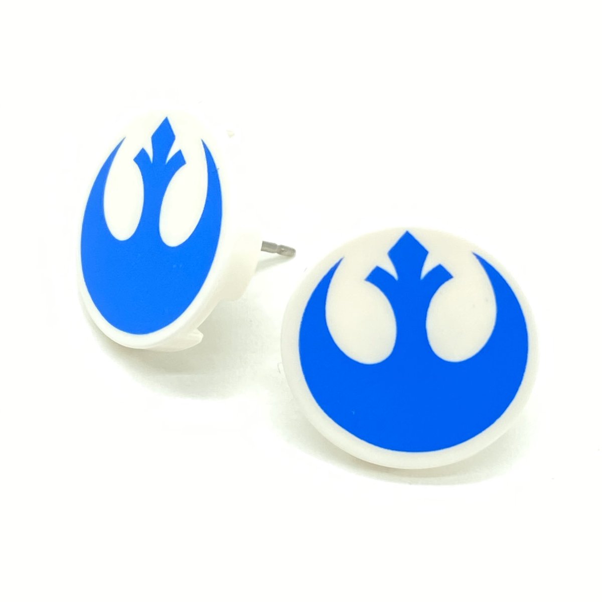 What do I do with my time this week now that ECCC is canceled? 
I guess keep making jewelry and maybe put some items on sale in my shop? And today I’ll be adding some geeky LEGO stud earrings to my shop! #ECCCOnline