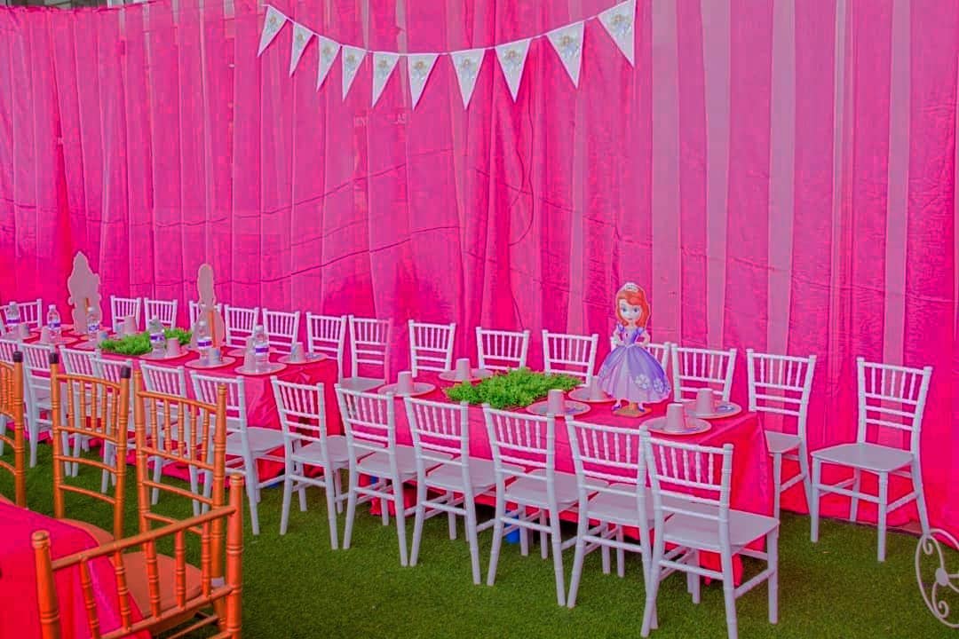 ChokszyEnt's tweet photo. If you wanna always cherish the memory it is better you choose #chokszy
For your next event
Call : 08024724261,08079081986
#sofia_the_first #chinmanda_the_first #chokszy_party #sofiathefirst #chokszykiddies #theme_party https://t.co/3YOmviz9Hm