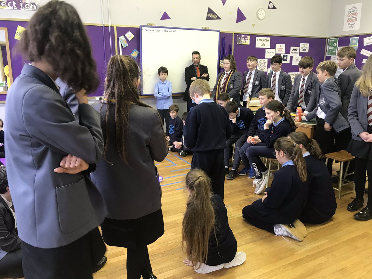 NewryHigh_Maths's tweet photo. An exciting day for the CLC when Primary 7 pupils from Windsor Hill tested out their Sphero and Izak9 skills #collaboration #groupwork @cpdproject @SpheroEdu @AbacusandHelix https://t.co/6Yc6bUR2t3