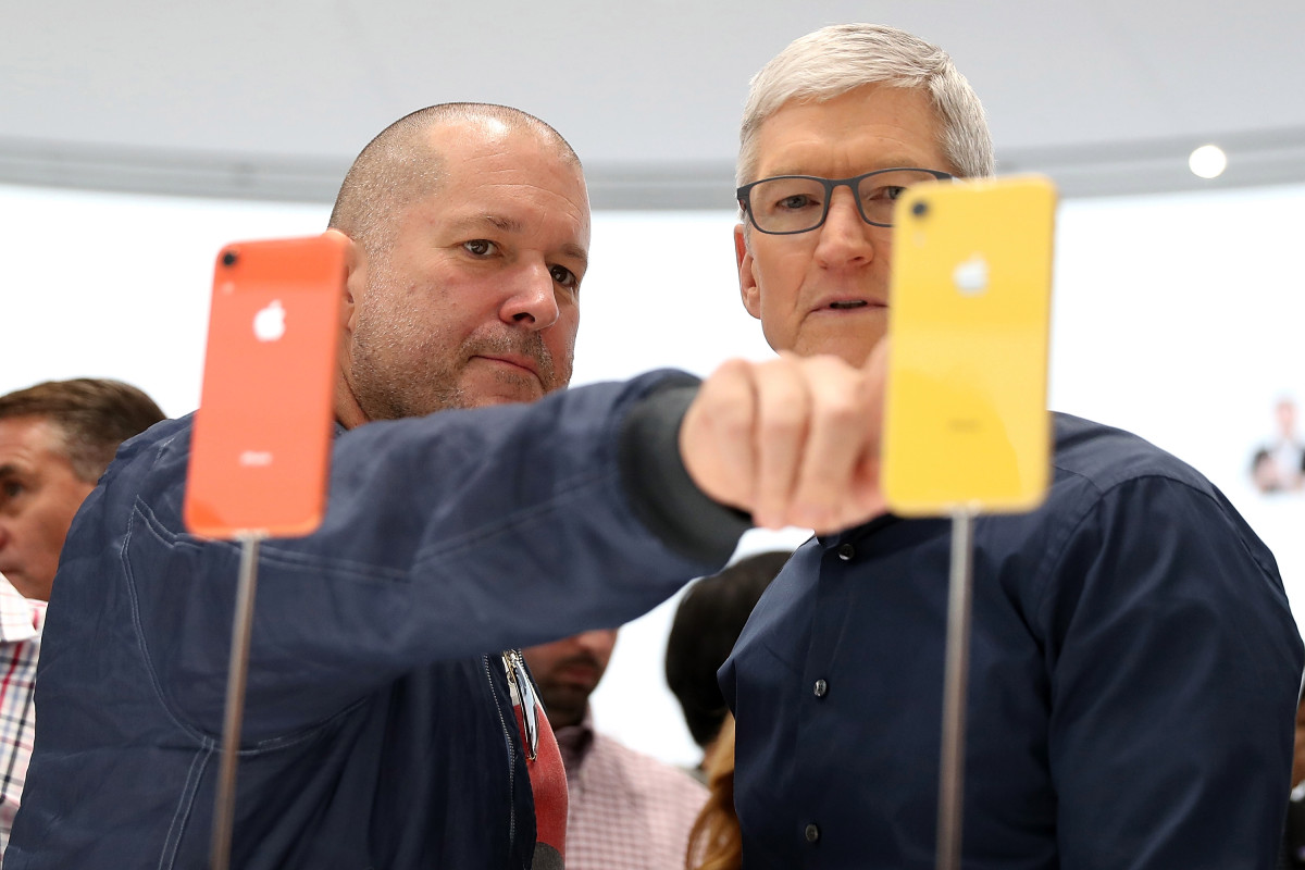 nypost's tweet photo. Apple updates iPhone cleaning guidelines as coronavirus spreads https://t.co/djfCTQGddh https://t.co/yBDI7XmtwT