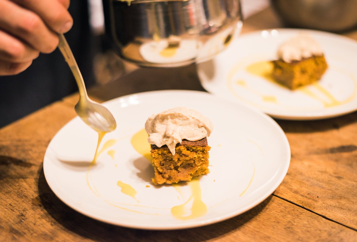 OntarioJessica's tweet photo. Indulge the senses with a Good Food Tour this April! From cheese to crepes and baked goods to beer, these tours through Almonte and Carleton Place spotlight Canada's most iconic ingredient 🍁 #DiscoverON

🔗https://t.co/UWQbc1NK3q https://t.co/gUl2IjQLun