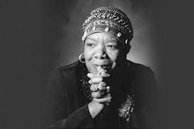 'İçinde anlatılmamış bir hikaye taşımaktan daha büyük bir eziyet yoktur.'

Maya Angelou