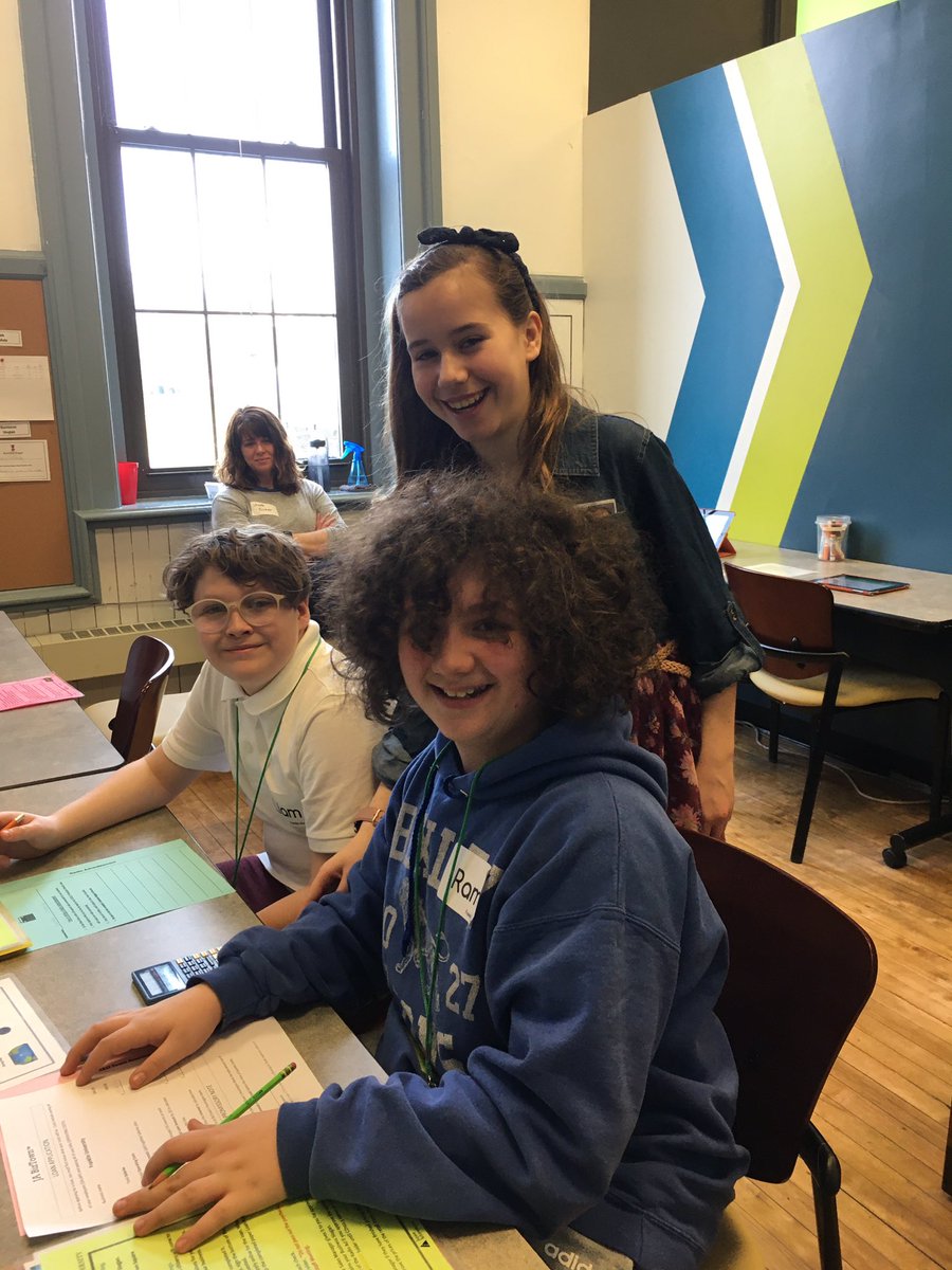 mt5thgrade's tweet image. Thank you @MontrosePTO for supporting an awesome day at Biztown! #bexleybold