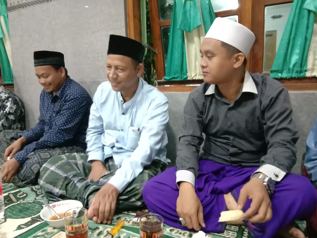 FauzaFa's tweet photo. #profilwa
ngoyek' di profil wa ku https://t.co/O323Uczmb5