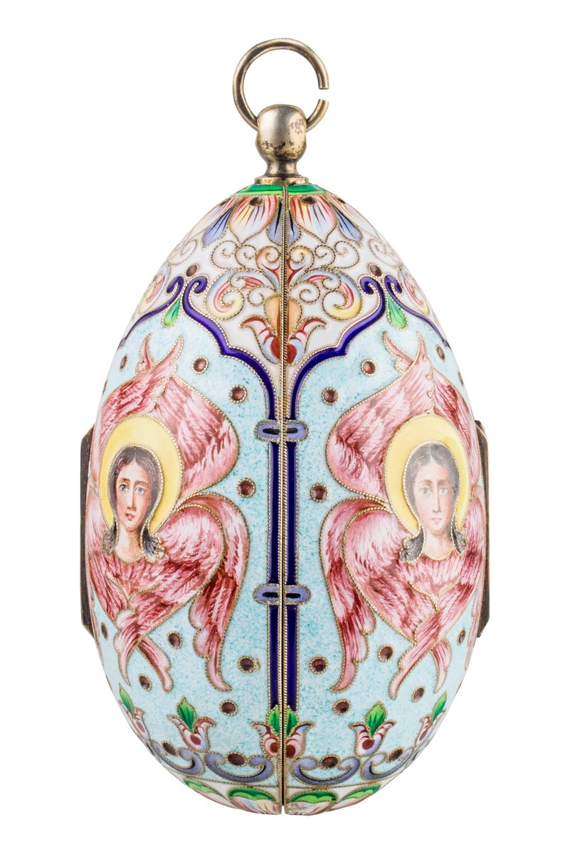 mrussianicons's tweet photo. "Tradition & Opulence: Easter in Imperial Russia," on view April 7 – August 7, 2020
Egg-shaped frame with an icon of the Hodegetria Mother of God
The firm of Feodor Rückert
Moscow, 1899-1908
Private collection
#orthodoxeaster #russianeaster #eastertraditions #rückert #fabergé https://t.co/1hUooJwLKp