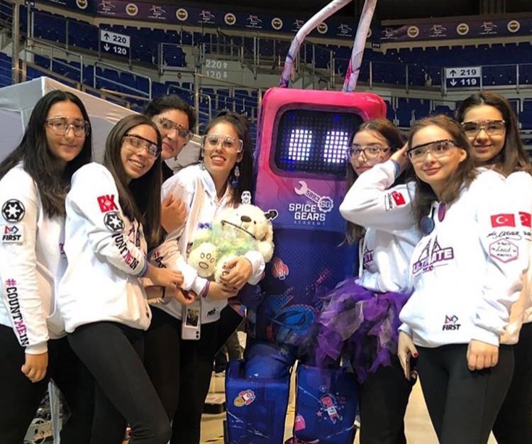 team7830's tweet photo. Women's Day✨🤩❤️💪🏻 https://t.co/wBjTAzAVGE