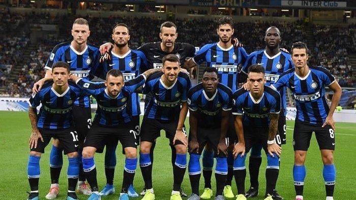 xicardi9's tweet photo. ١١٢ عام من المجد المُسطر، والتاريخ المخلّد، والألقاب الكبيرة، والأجيال العظيمه.
الأنتر وُجِدَ لإيضاح "القمّة" ومعرفة ما معنى النادي الأكبر 💙
#inter112 🎉 https://t.co/FeW1KBPiUp