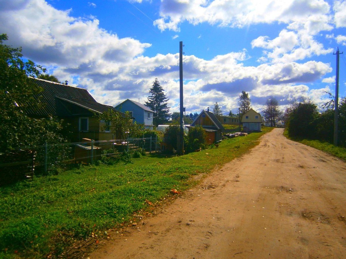 simonovkvramble's tweet photo. #Russia, #Leningrad Region, #Luga District, Village #Pristan. View of the village / #Россия, #Ленинградская Область, #Лужский Район, Деревня #Пристань. Вид на деревню https://t.co/f8D6FbQWWc