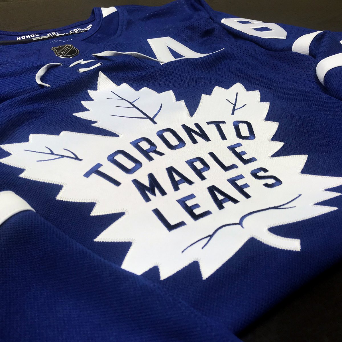 nextgenkfla's tweet photo. Check out one of our exciting feature items on The Next Gen Masquerade auction. A Signed Mitch Marner Toronto Maples Leafs Jersey! #ygk 
https://t.co/GVLnI77bSH https://t.co/dhb9nqiqLL