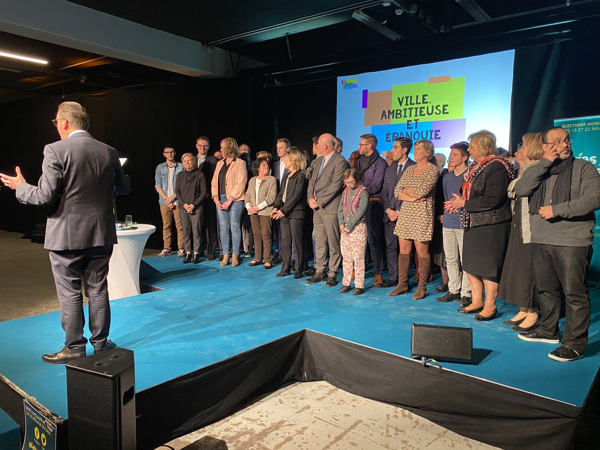 Leturque2020's tweet photo. 🔴#Arras : ville ambitieuse et épanouie🔴

@FLeturque : « Continuons nos efforts en matière de réussite éducative. Construisons le futur secteur de la gare. Encourageons l’emploi, le commerce et le développement économique »

#ArrasPourVous #Leturque2020 https://t.co/Pww6pLqKYh